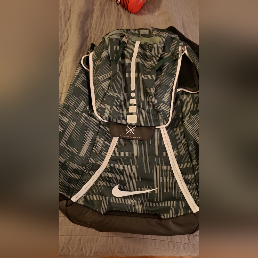 Nike Hoops Elite Pro Basketball Backpack
